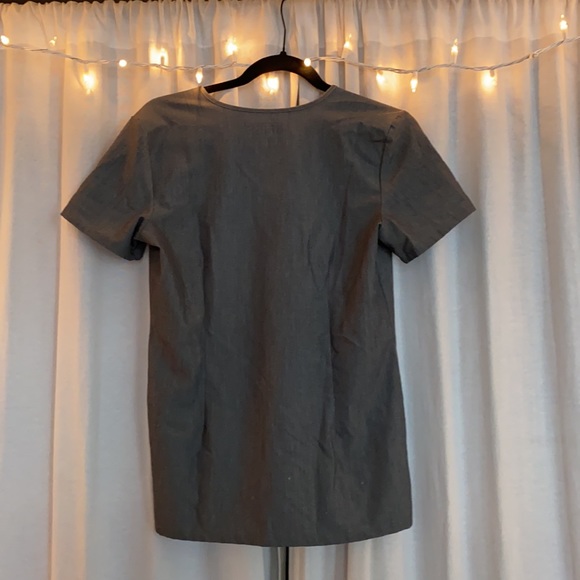 Figs | Graphite Gray Scrub Top - Picture 3 of 4